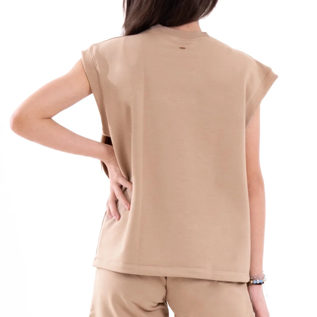 Camiseta Sin Manga Oversize Charlie Caqui
