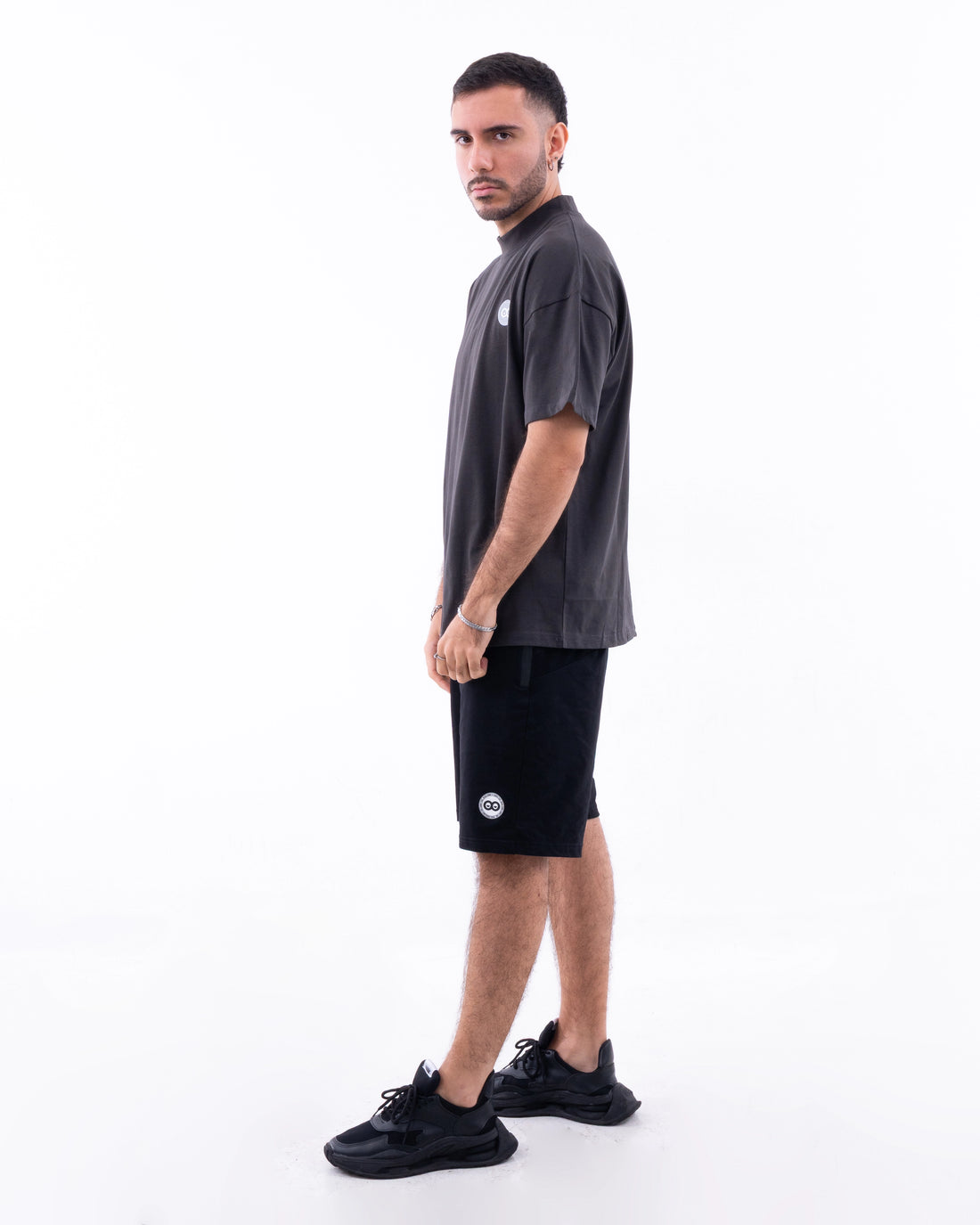 CAMISETA KENDRICK -GRIS OSCURO